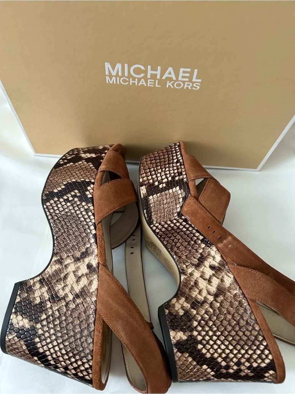 🤎Michael Kors🤎Brown Suede w/Python Print ~ Crisscross Wedge Flatform Sandals EUC
